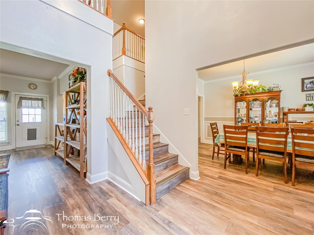 8325 Thompson Parkway