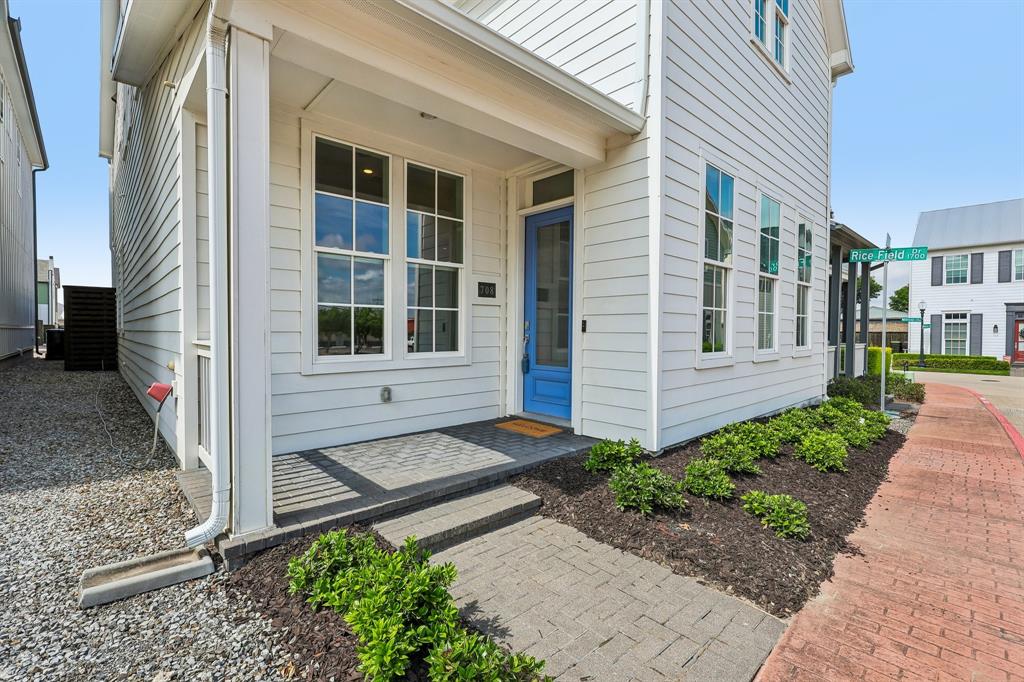 708 Wooster Lane