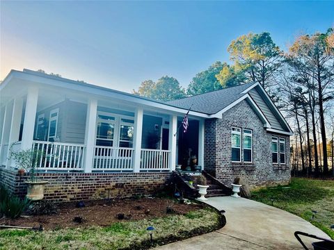 A home in Benton