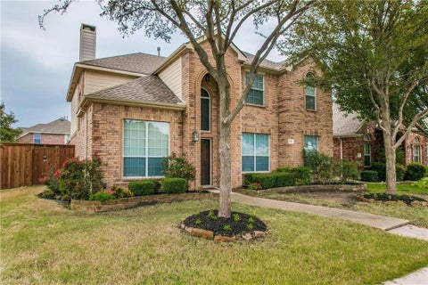 Photo of 208 N Arbor Ridge Drive, Allen, TX 75002 (MLS # 21385550)