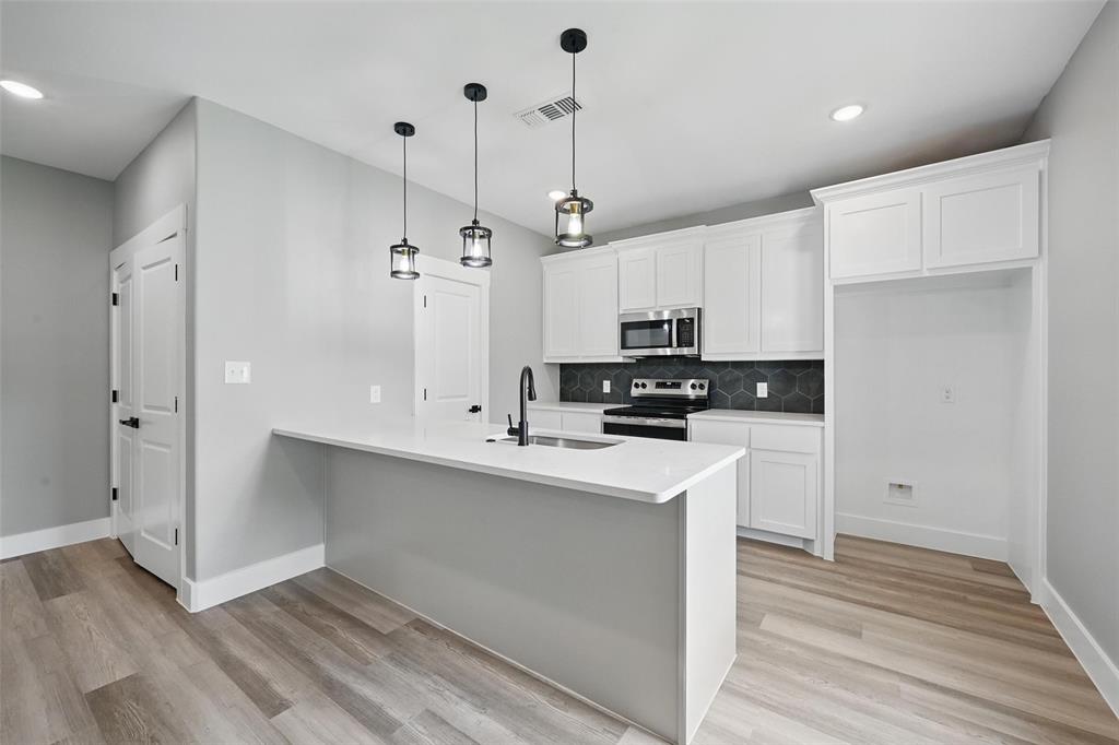 Keegan's Lndg - Residential