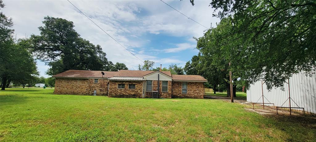151 Private Road 1307