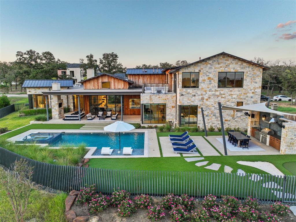 Stony Brook - Residential