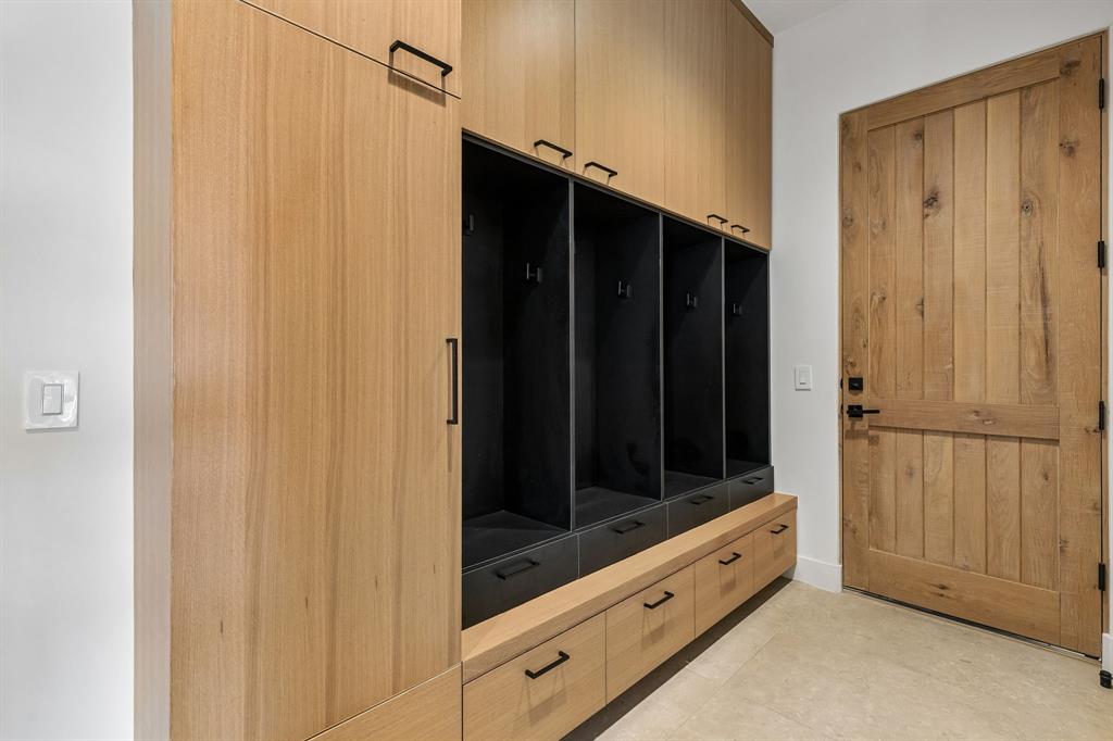 Stony Brook - Residential