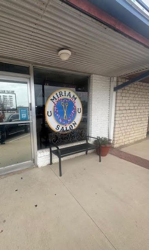 115 E 1st Street Springtown TX 76082