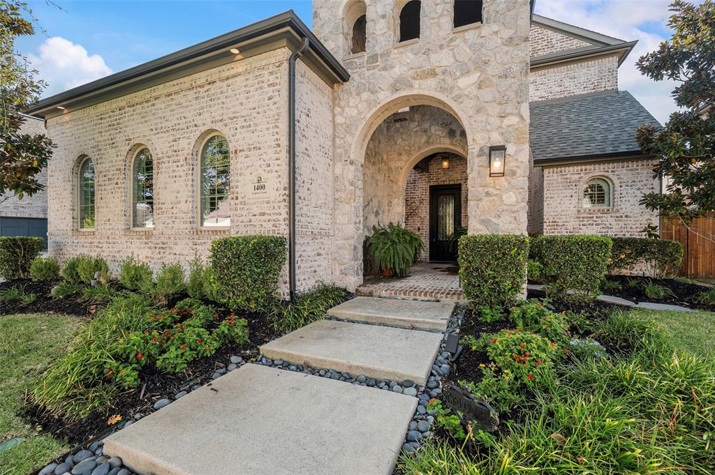 1400 Cypress Creek Way