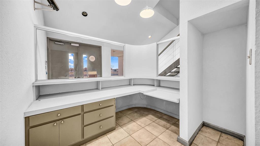 5450 Sun Valley Drive A