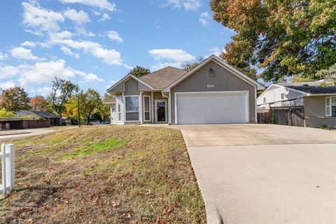 1111 Rock Creek Drive Garland TX 75040