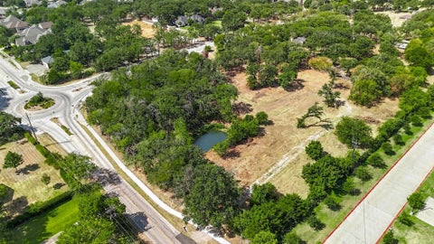 Photo of 1347 Johnson Road, Keller, TX 76248 (MLS # 21342795)