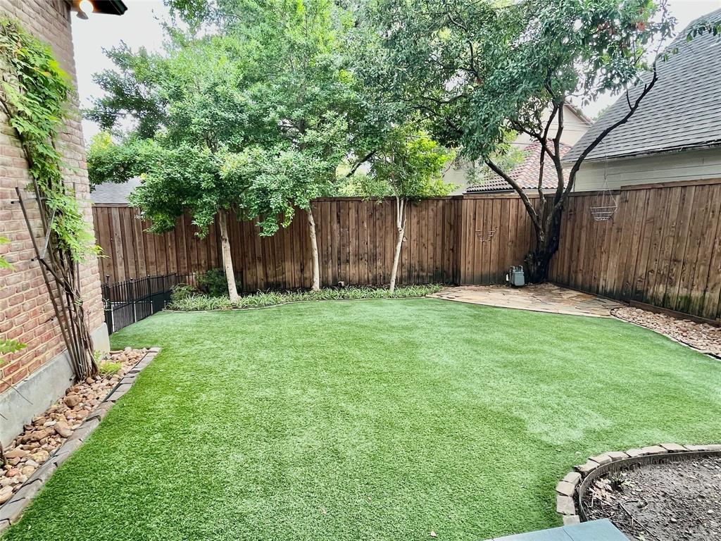 Caruth Hills 04 Instl - Residential