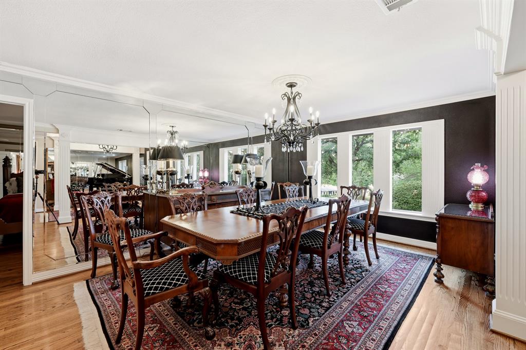 1809 Southpark Drive