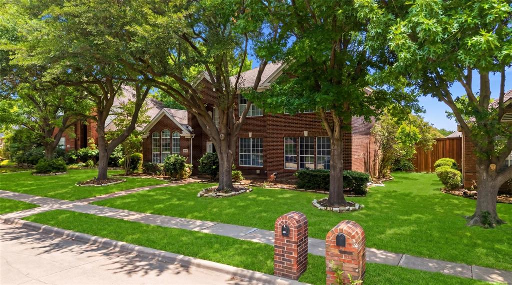 8812 Smokey Drive