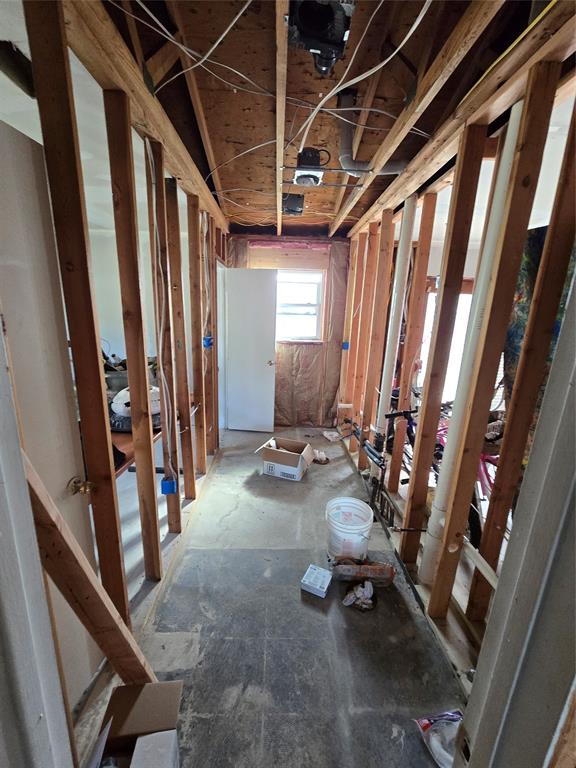 Highland Hills 17 - Residential