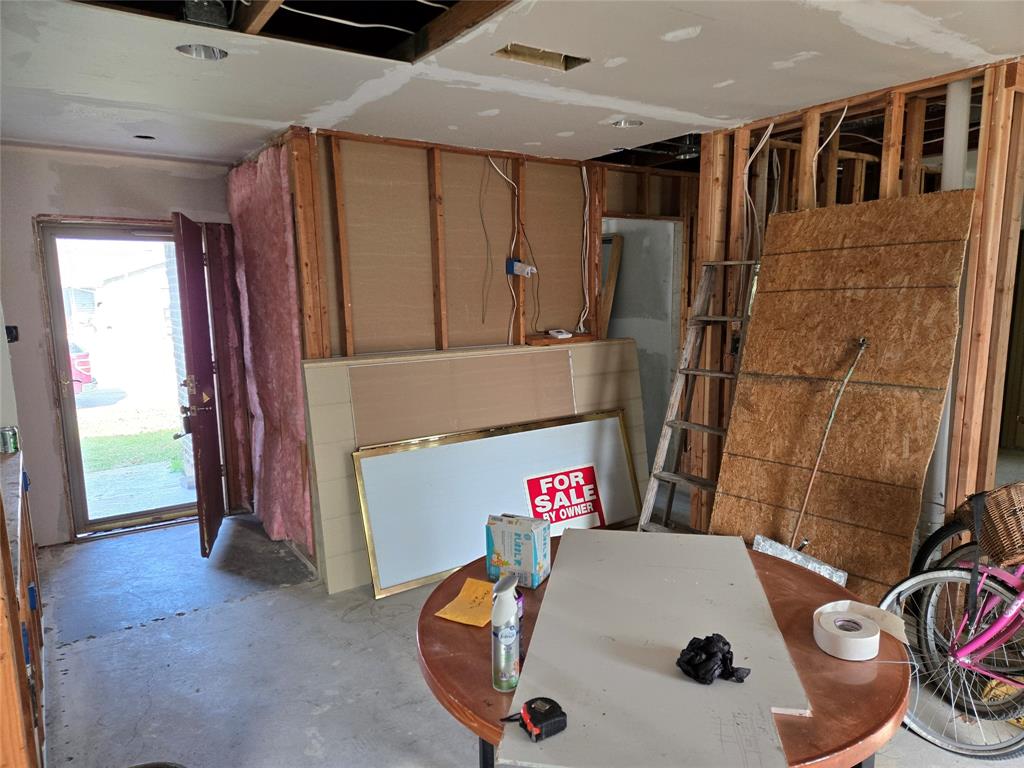 Highland Hills 17 - Residential