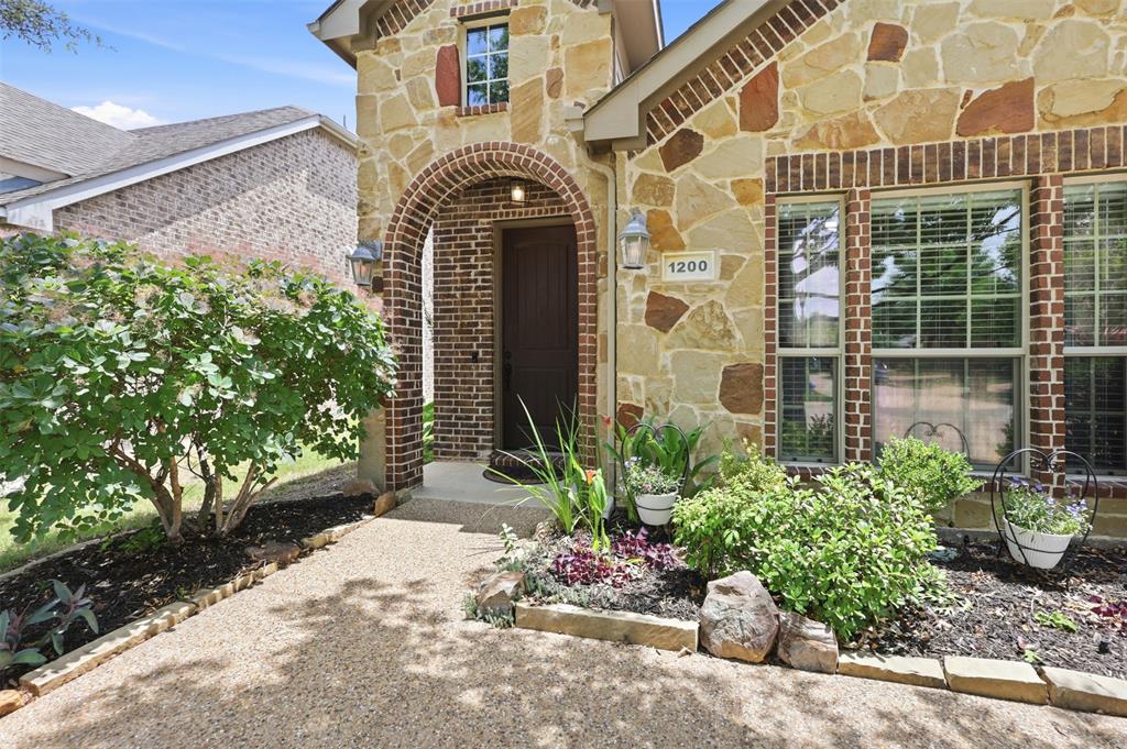 1200 Eastbrook Drive