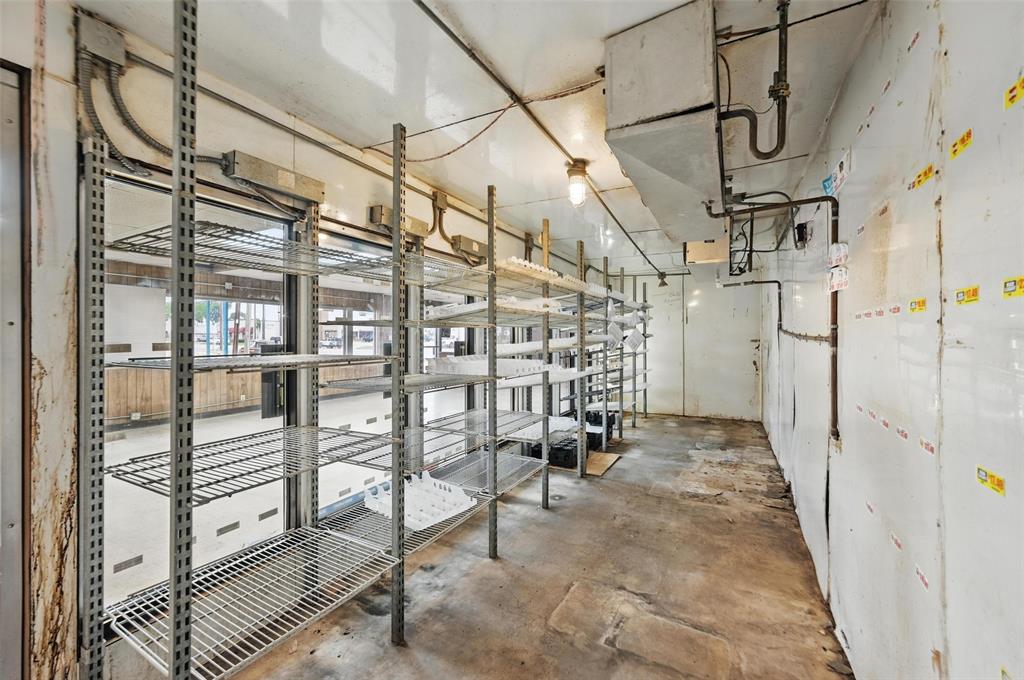 O T Ennis - Commercial Sale