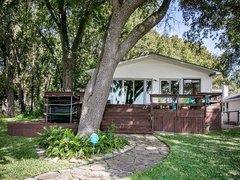 A home in Gun Barrel City