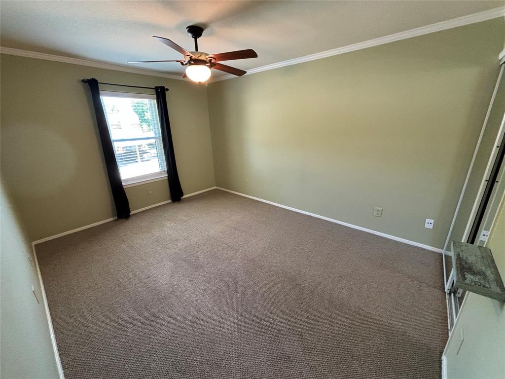 Cedar Creek Twnhms - Residential