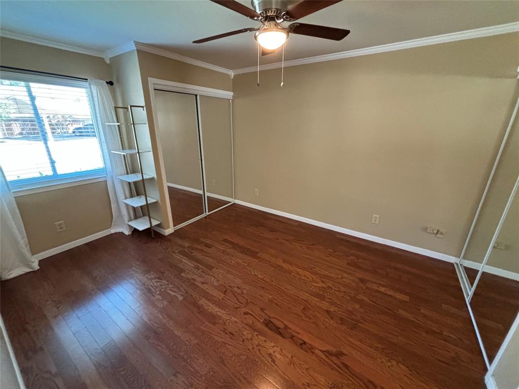 Cedar Creek Twnhms - Residential