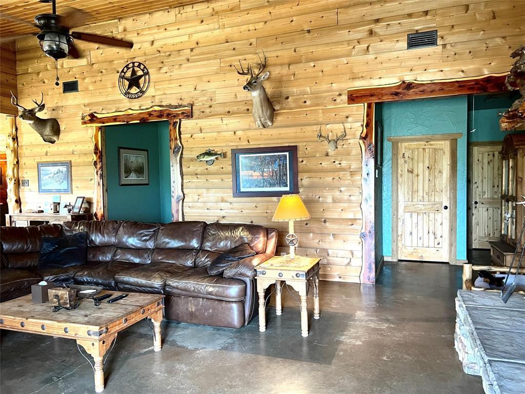 Running Branch Estates - Residential Lease