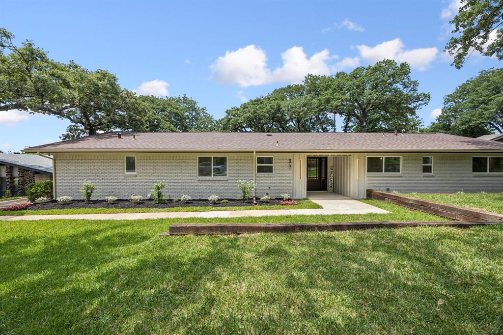 37 Devonshire Drive