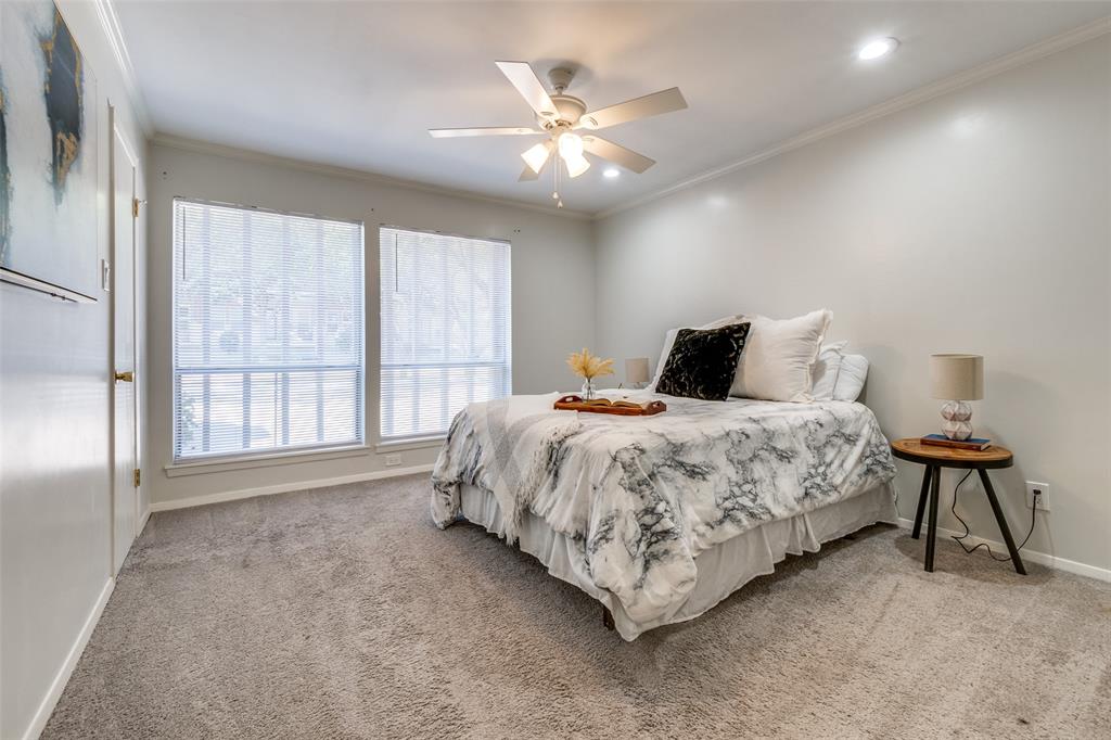 Arrangement Condo - Residential