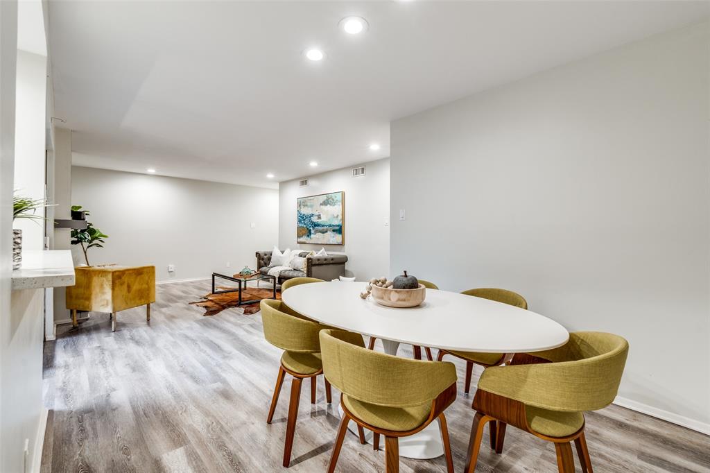 Arrangement Condo - Residential