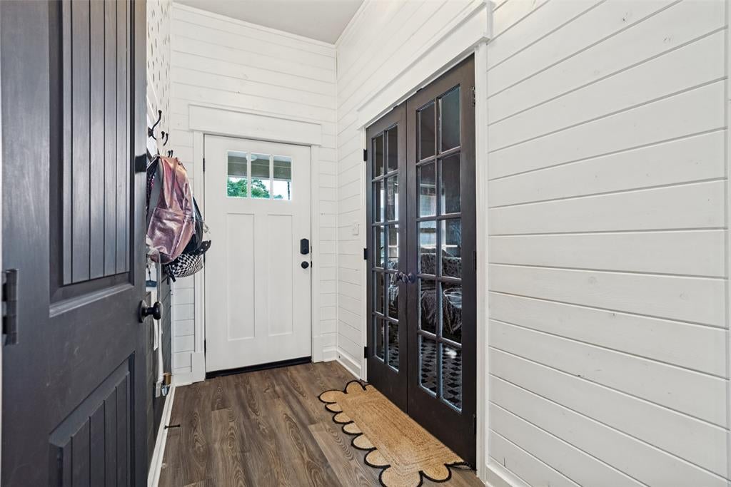 2324 Creek Drive