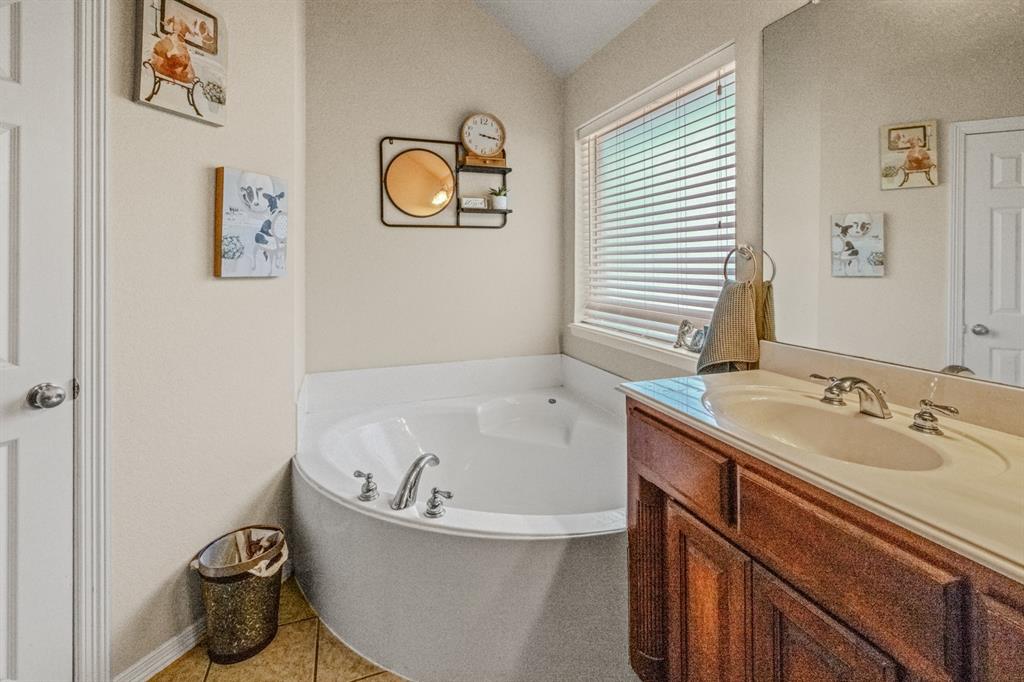 Jose Maria Mora Survey - Residential