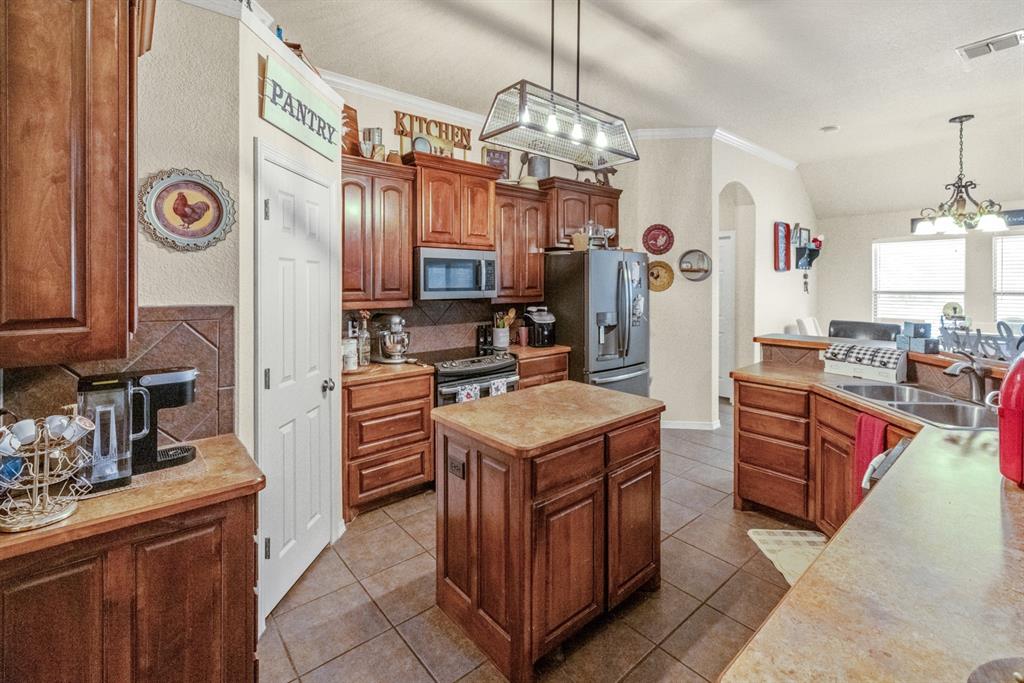 Jose Maria Mora Survey - Residential