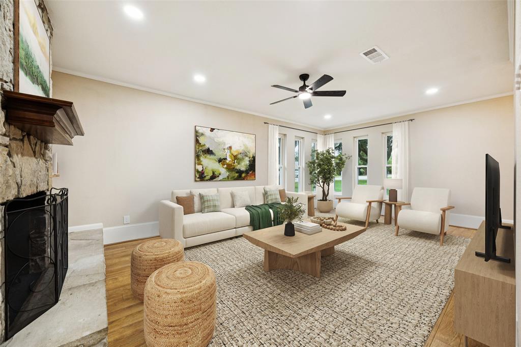 2315 W Lavender Lane