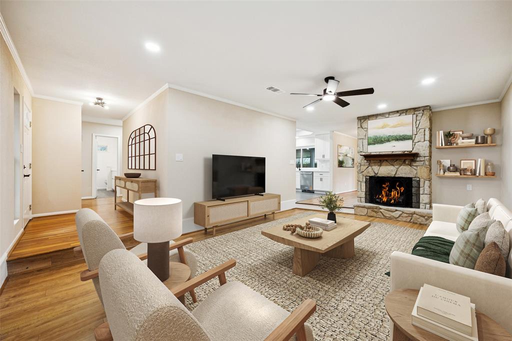 2315 W Lavender Lane