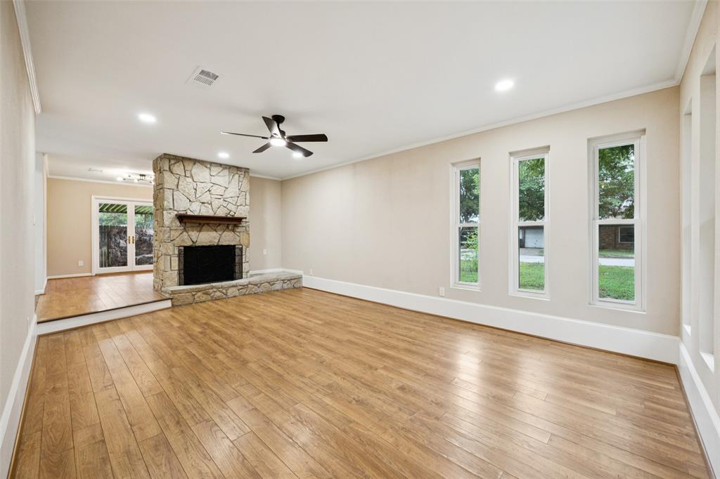 2315 W Lavender Lane