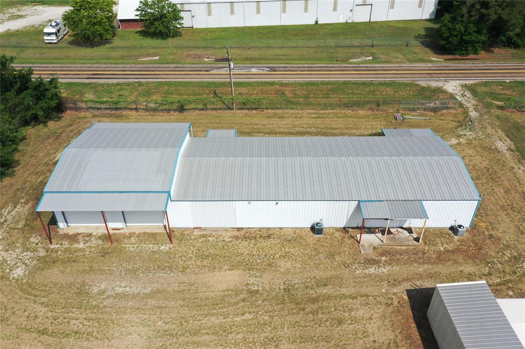 424 State Highway 75 S
