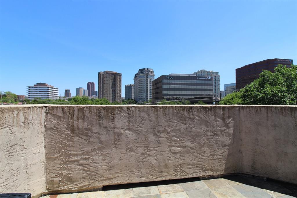 Sterling Bowser - Residential Lease