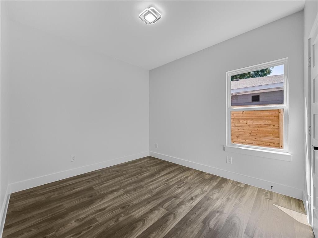 Colonial Terrace - Residential