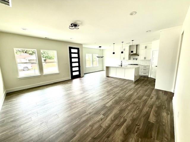 1638 Garden Drive