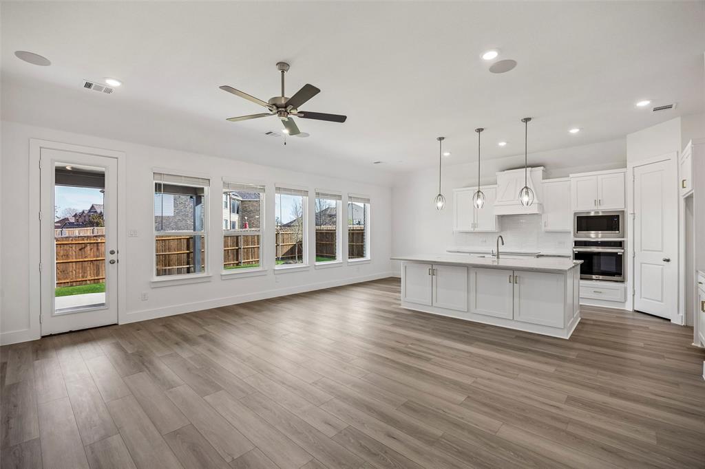 Ten Mile Creek Estates - Residential