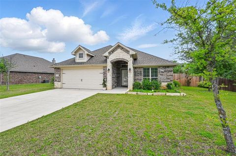 512 Hidden Springs Trail Azle TX 76020