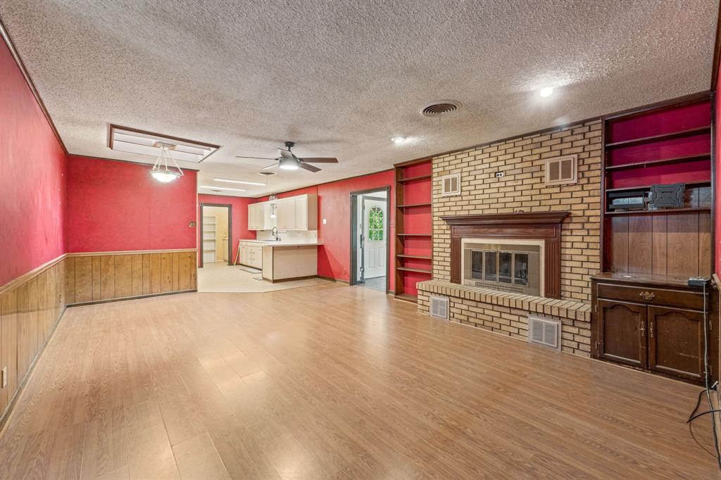 1351 Rose Drive