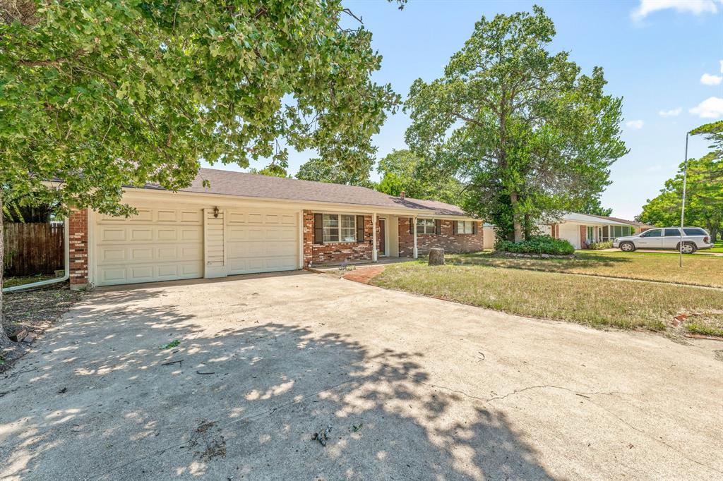 1351 Rose Drive