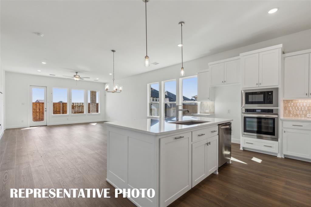 6821 Claystone Drive