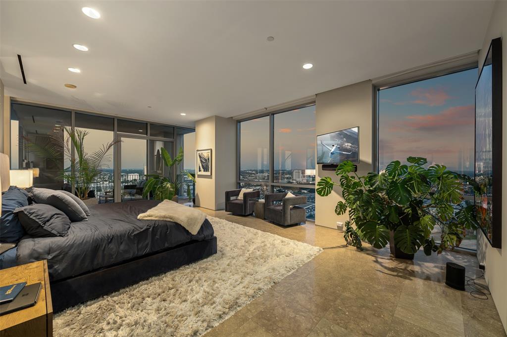 1717 Arts Plaza 2202