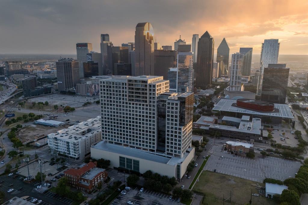 1717 Arts Plaza 2202