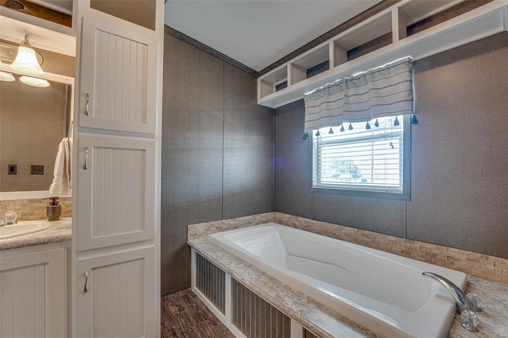 Oak Creek Estates - Residential