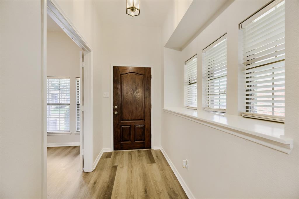 5712 Broken Spur