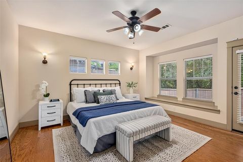 Tiny photo for 402 S Kentucky Street, McKinney, TX 75069 (MLS # 21340877)