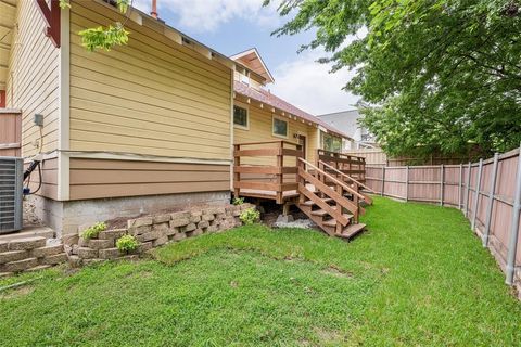 Tiny photo for 402 S Kentucky Street, McKinney, TX 75069 (MLS # 21340877)