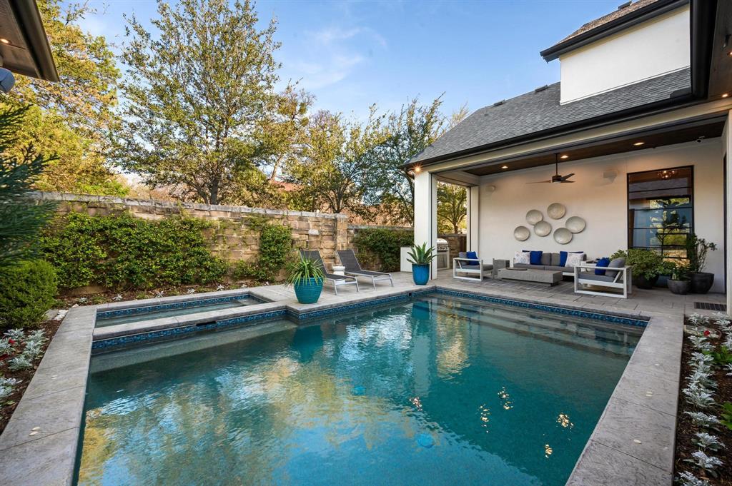 Crestway Forest Estates - Residential