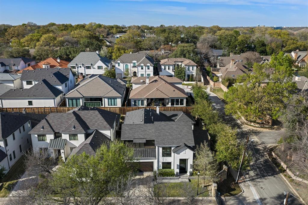 Crestway Forest Estates - Residential